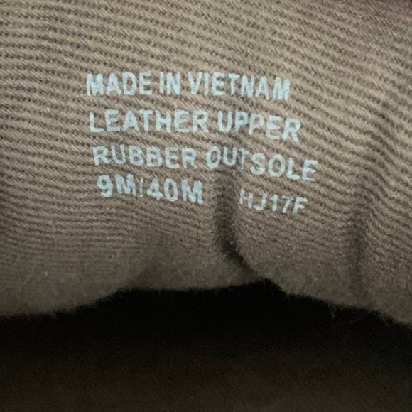 Michael Kors Sneakers - Picture 6 of 6